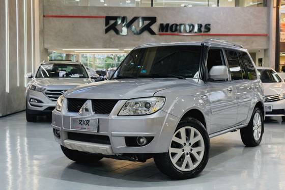 MITSUBISHI PAJERO TR4 2.0 4X2 16V 140CV FLEX 4P AUTOMÁTICO